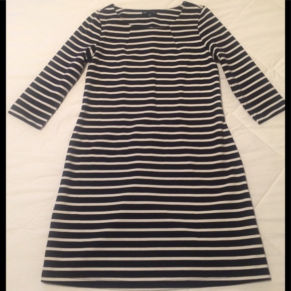 GAP Dresses & Skirts - GAP dress